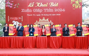 Khai bút đầu Xuân Giáp Thìn tại đền thờ Tiên triết Chu Văn An