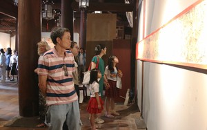 Giới thiệu chất liệu truyền thống tại triển lãm mỹ thuật 