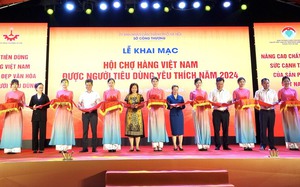 Hà Nội: Khai mạc Hội chợ hàng Việt Nam được người tiêu dùng yêu thích