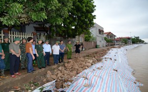 Kiểm tra công tác ứng phó mưa lũ tại Ba Vì