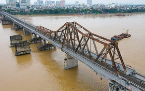 Cần có phương án tăng cường bảo vệ công trình cầu vượt sông