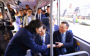 Chính thức đưa vào vận hành 3 tuyến buýt điện