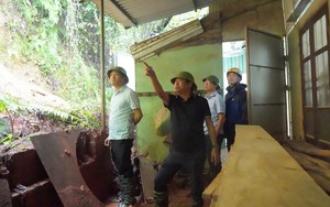 Hà Nội: Di dời người dân khỏi vùng sạt lở, ngập úng