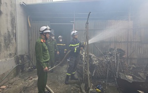 Nhanh chóng khống chế vụ cháy nhà dân tại phường Tây Mỗ, thành phố Hà Nội
