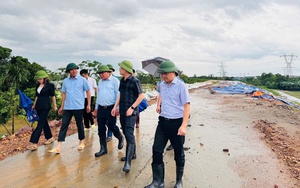 Lãnh đạo TP. Hà Nội kiểm tra tình hình ngập úng, phòng chống mưa bão