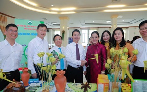 Hà Nội và Vĩnh Long tăng cường hợp tác phát triển du lịch bền vững