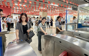 Tuyến metro Cát Linh-Hà Đông chuyển thẻ vé mới từ 18/11