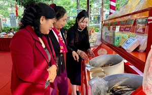 Vận động sản xuất, kinh doanh nông sản an toàn vì sức khoẻ cộng đồng