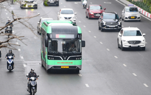 Tuyến buýt điện cỡ nhỏ đáp ứng tốt nhu cầu đi lại của người dân