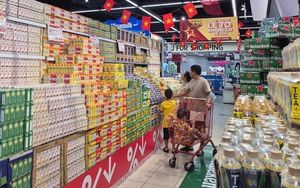 ‘Tung’ khuyến mại, kích cầu tiêu dùng đón đại lễ