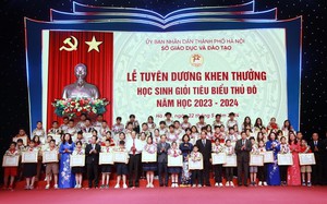 Hà Nội khen thưởng 852 học sinh tiêu biểu