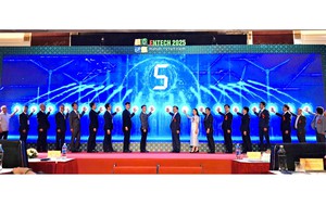 Khai mạc Hội chợ triển lãm quốc tế công nghệ năng lượng-môi trường Hà Nội