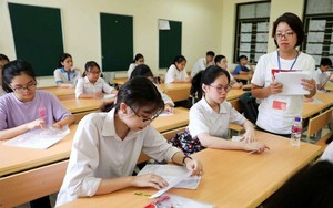 Sáng nay, gần 103.000 thí sinh Hà Nội làm thủ tục dự thi lớp 10