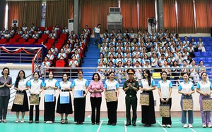 Lan tỏa hình ảnh đẹp của phụ nữ Công an Thủ đô- Ảnh 2. 180 phụ nữ Thủ đô đại diện khối phụ nữ Việt Nam tham gia diễu hành