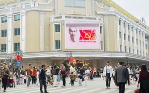 Người dân Thủ đô rộn ràng đón Tết Dương lịch 2026