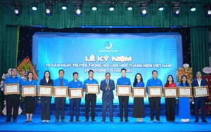 Khơi dậy lòng yêu nước, tinh thần tự hào dân tộc, khát vọng cống hiến của tuổi trẻ
