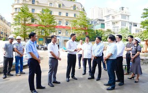 Hà Nội yêu cầu xây dựng 'luồng xanh' giải quyết thủ tục đầu tư nhà ở xã hội - Ảnh 3.