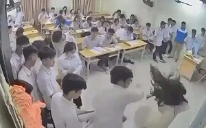 Sở Giáo dục và Đào tạo Hà Nội yêu cầu xử lý nghiêm học sinh hành hung giáo viên