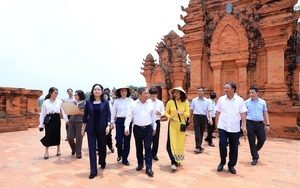 Chuyển giao Làng Văn hóa - Du lịch các dân tộc Việt Nam về Hà Nội: 'Cú hích' chiến lược cho phát triển phía Tây Thủ đô