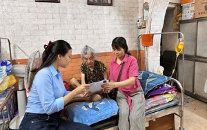Hành chính công Thủ đô: Hành trình từ 'ngồi quầy chờ đợi' đến 'chủ động gõ cửa' phục vụ nhân dân
