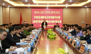 Xây dựng lực lượng Công an Thành phố có bản lĩnh chính trị vững vàng