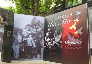 Trưng bày “Chắp cánh ước mơ” tại di tích Nhà tù Hỏa Lò