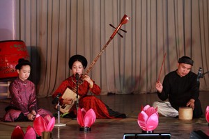 Khai mạc Liên hoan Tài năng trẻ ca trù Hà Nội lần thứ II/2019