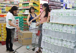 Big C cam kết bán nước đóng chai không lợi nhuận