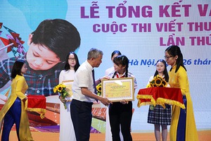Học sinh Hà Nội tham gia cuộc thi viết thư quốc tế UPU