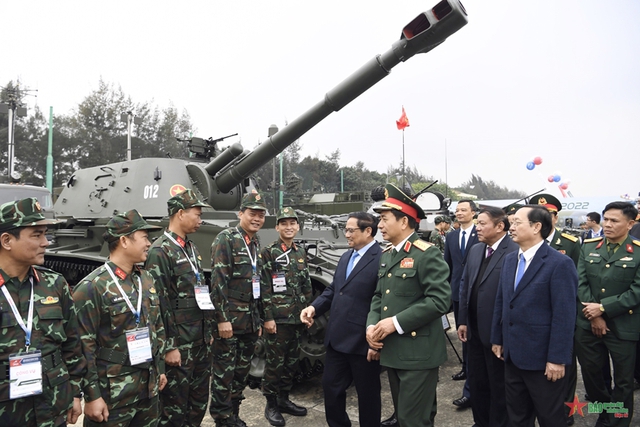 First int’l arms expo takes place in Ha Noi - Ảnh 6.