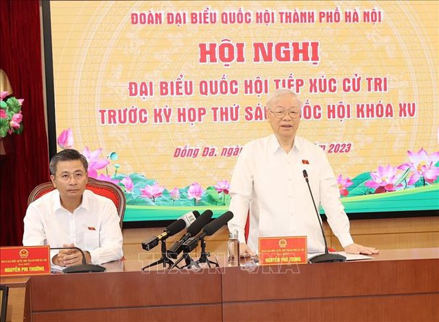 Party chief meets local voters ahead of NA’s coming session - Ảnh 1.