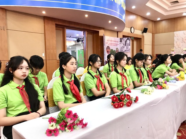 Capital responds to gender and violence prevention month - Ảnh 1.