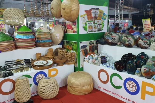 OCOP products, regional specialties promoted - Ảnh 1.