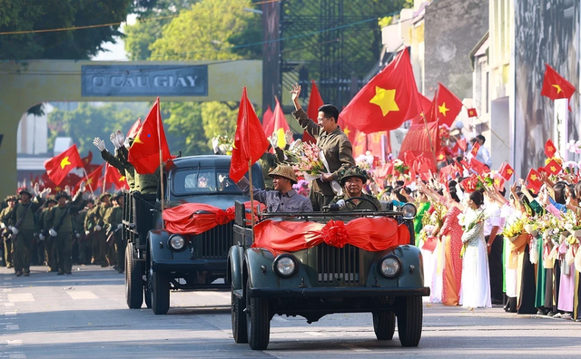 "Cultural Festival for Peace" marks Ha Noi’s 70th Liberation Day- Ảnh 12.