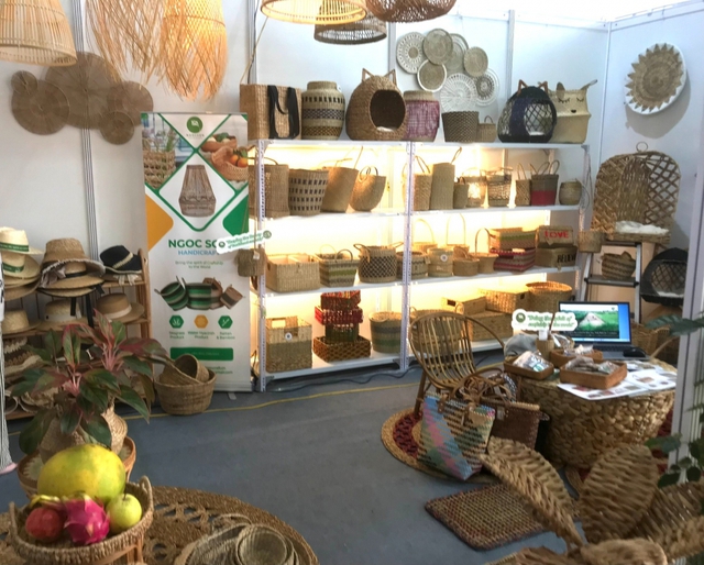 Ha Noi to spur export of craft products- Ảnh 1.