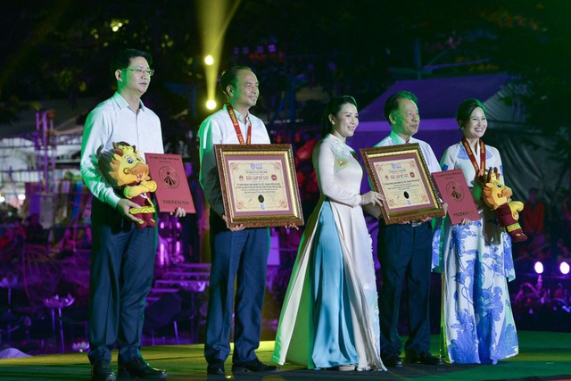 First lotus festival opens in Ha Noi- Ảnh 2.