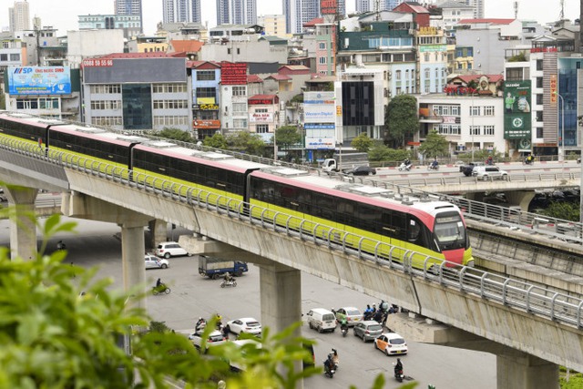 Nhon-Ha Noi Station metro line obtains international safety certificate- Ảnh 1.