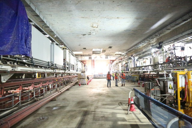 Tunnel boring of Nhon-Ha Noi Station metro line tunnel kick-started- Ảnh 1.