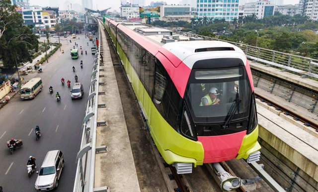 Nhon-Ha Noi Station metro line to start commercial operation on August 8  - Ảnh 1.