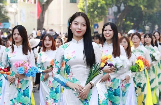 Ha Noi Autumn Festival 2025 features distinctive beauty of capital- Ảnh 1.