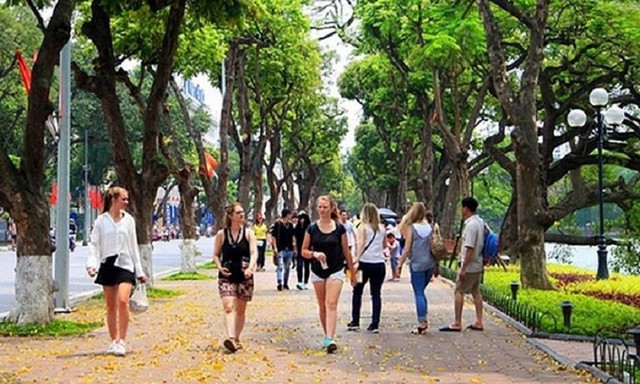 Ha Noi strives to welcome 7.5 million int’l visitors in 2025- Ảnh 1.