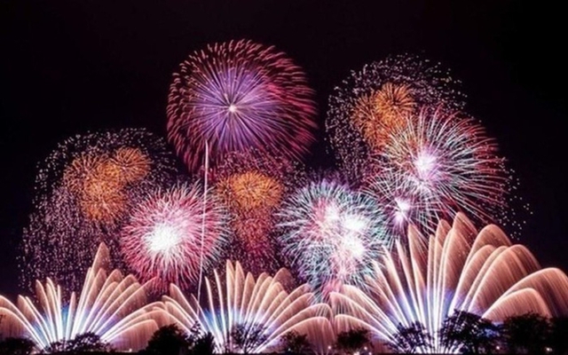 Ha Noi to launch fireworks to celebrate 14th National Party Congress- Ảnh 1.