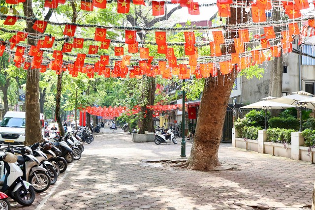 Ha Noi: Local pavements cleared in urban order crackdown- Ảnh 3.