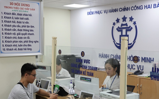 Ha Noi targets 95% public satisfaction with administrative services by 2030- Ảnh 1.