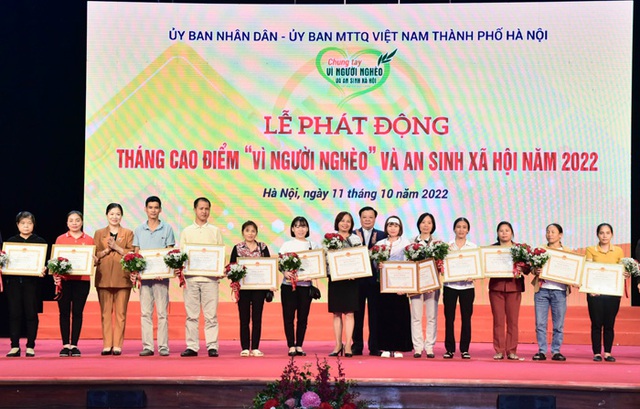 Hà Nội phát động Tháng cao điểm 'Vì người nghèo' và an sinh xã hội năm 2022 - Ảnh 1.