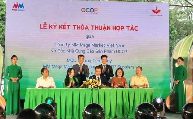 Khai mạc ‘Tuần hàng OCOP-Sản vật Việt Nam phát triển và hội nhập’ - Ảnh 2.