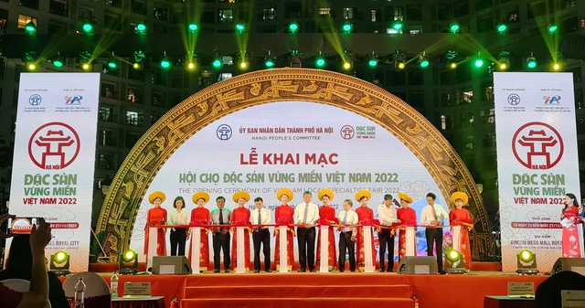 Khai mạc Hội chợ Đặc sản vùng miền Việt Nam 2022 - Ảnh 1.