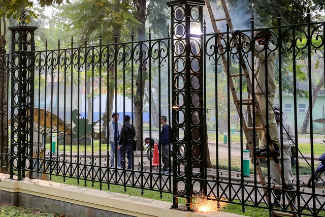 Hà Nội dỡ rào tạo không gian mở cho Công viên Thống Nhất - Ảnh 1.