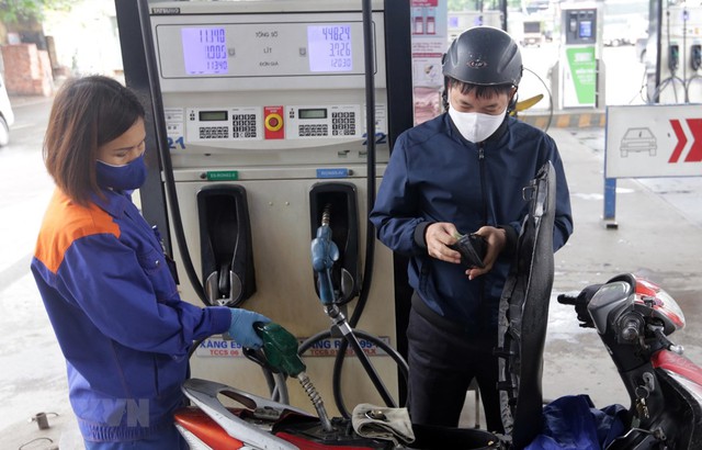 Giá xăng dầu Việt Nam đang thấp hơn nhiều nước trong khu vực - Ảnh 1.