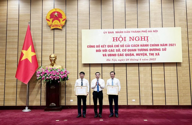 Hà Nội: Sở Tài chính, quận Cầu Giấy đứng đầu về chỉ số CCHC - Ảnh 1.